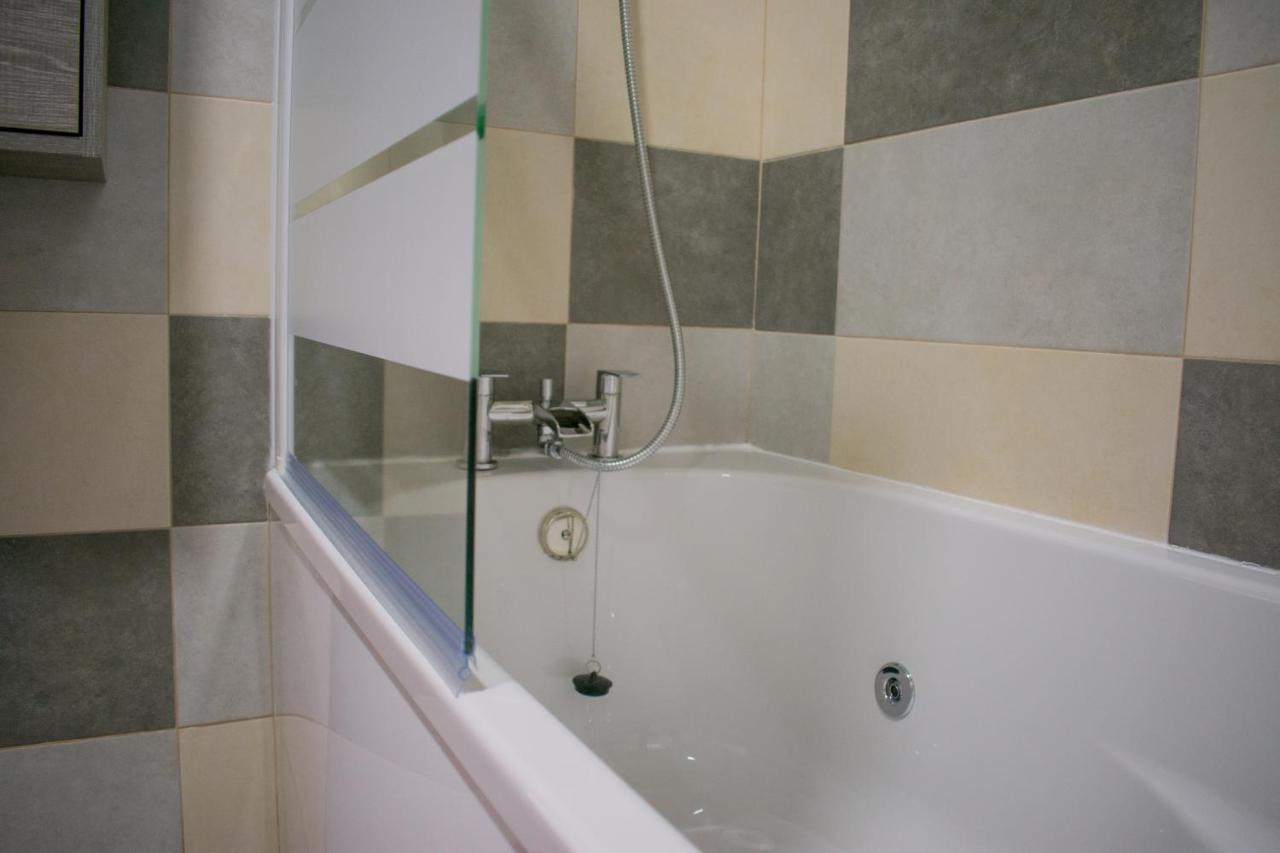 Apartamentos Cerezo La Codosera Екстериор снимка