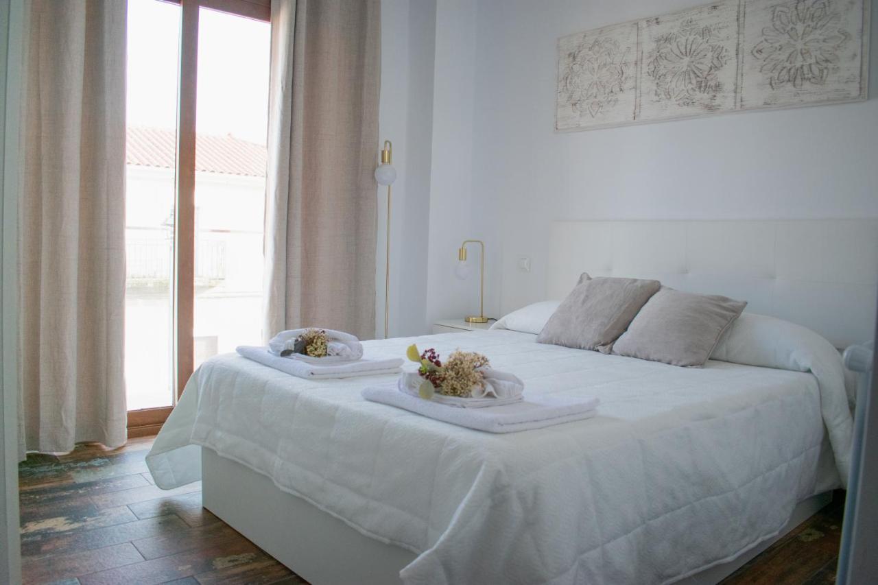 Apartamentos Cerezo La Codosera Екстериор снимка