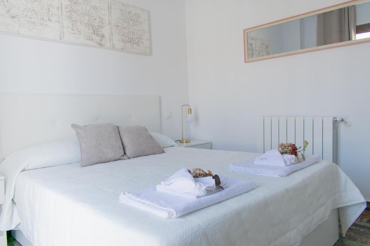 Apartamentos Cerezo La Codosera Екстериор снимка