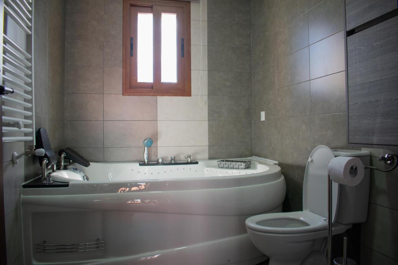 Apartamentos Cerezo La Codosera Екстериор снимка